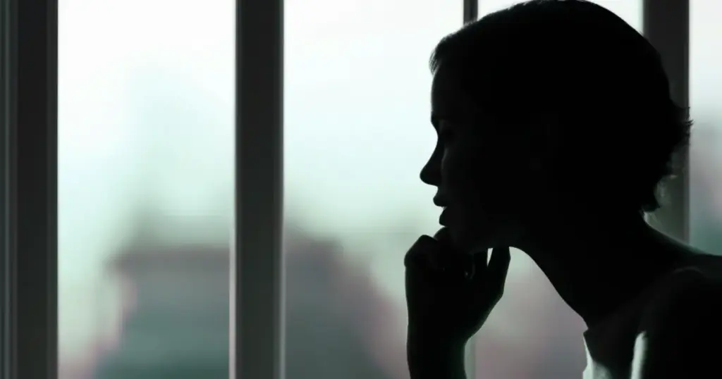 Reflektor im Human Design reflektiert Erfahrungen in Beziehungen und hinterfragt eigene Gefühle